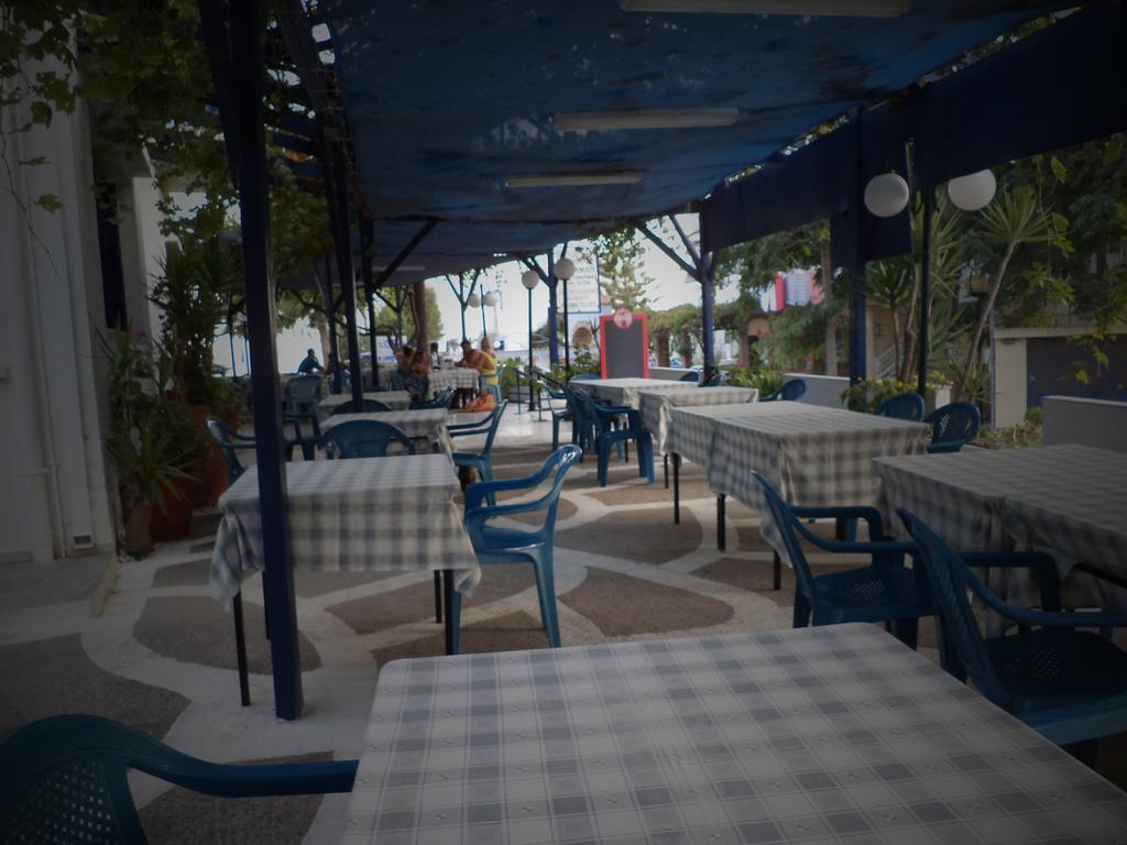 Paralia Agias Foteinis To Kamari 아파트 외부 사진